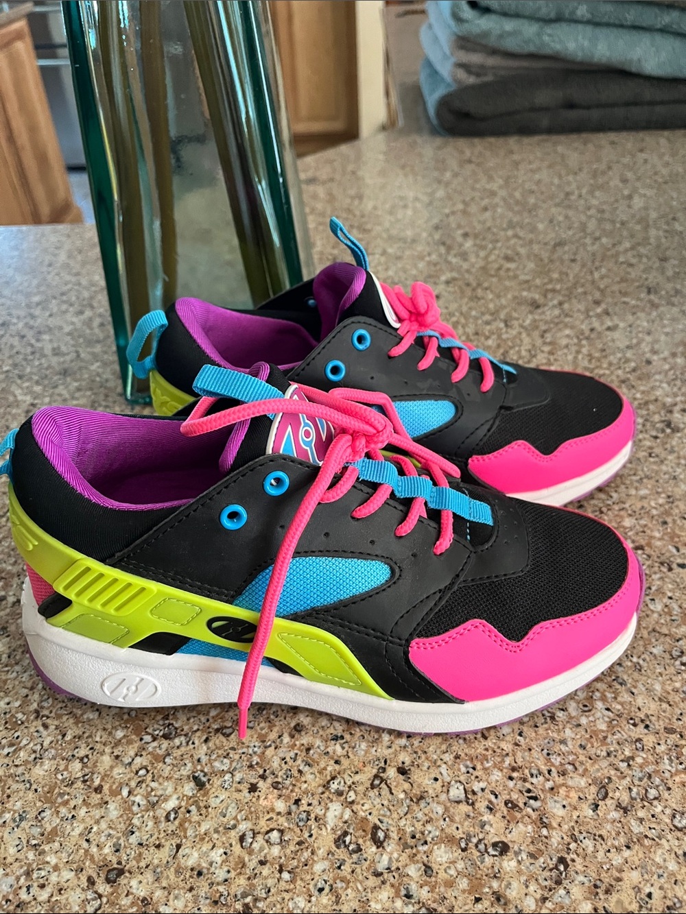 HEELYS Sneakers SIZE 6 Black, Pink, Blue & Lime New